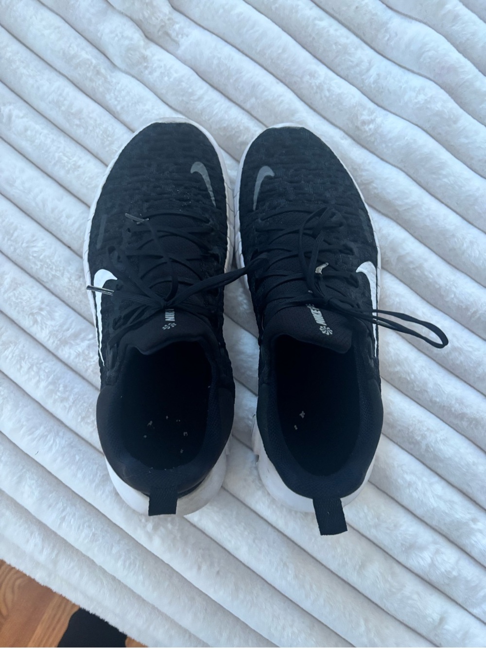 Nike free running shoes size 9.5